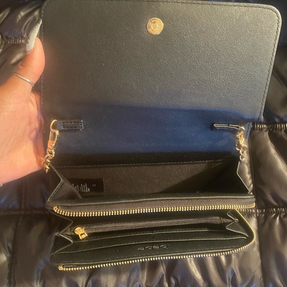 Bebe crossbody wallet - Picture 5 of 13